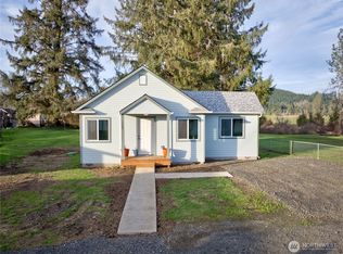 1365 Dolan St, Raymond, WA 98577