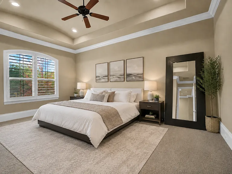 Mini-master bedroom