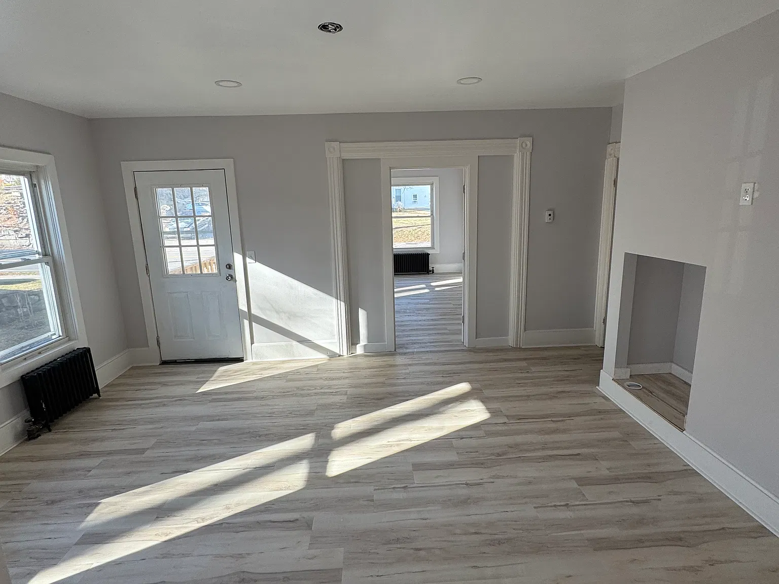 3 bed, 1.0 bath, $2,800 — Photo 4