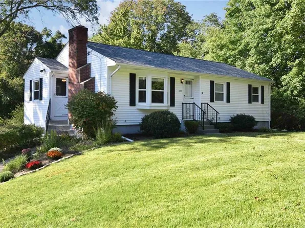 322 Maple Ave, Swansea, MA 02777