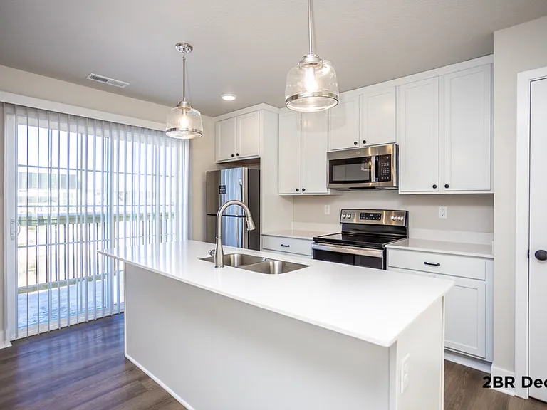 Grand Valley Townhomes — Photo 10