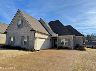 521 Abey Ln, Hernando, MS 38632