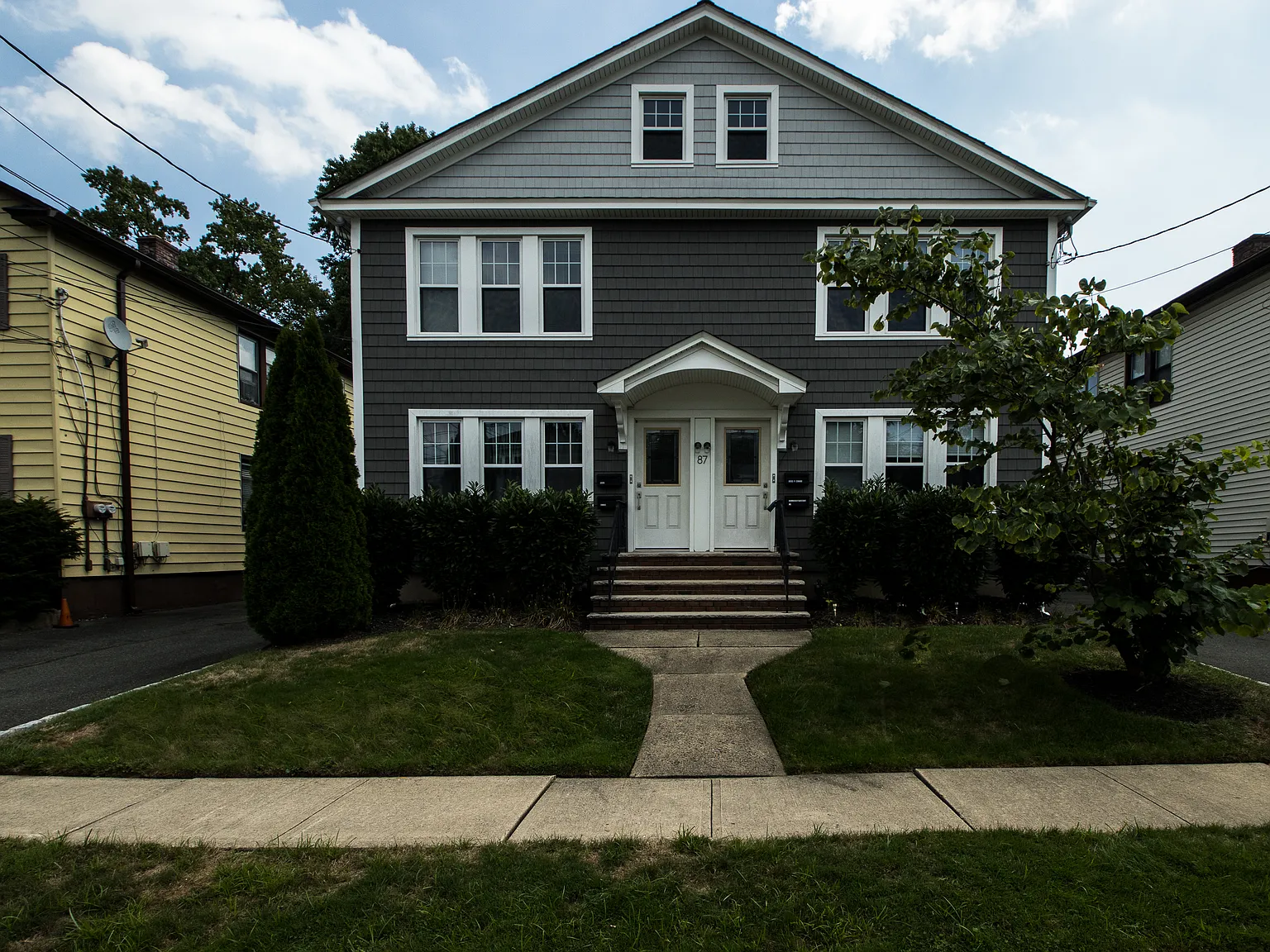 1 bed, $2,400 — Photo 1