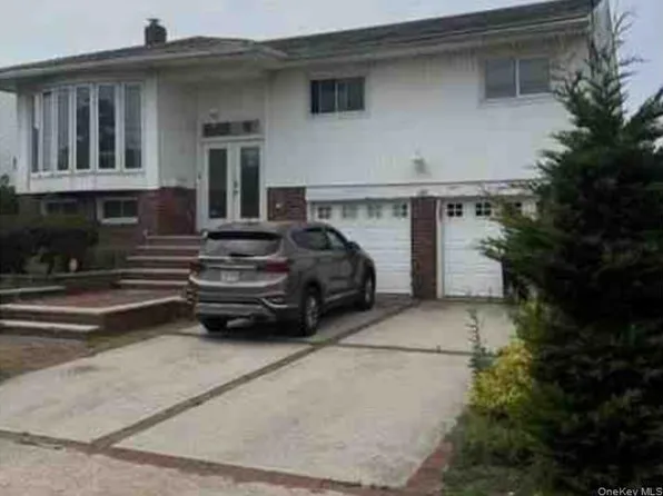 3368 Bertha Drive, Baldwin, NY 11510