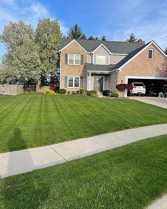 2nd image of 9944 Tudor Ct