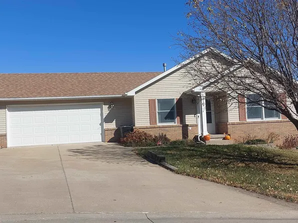 2108 Sunnyslope Dr, Red Oak, IA 51566