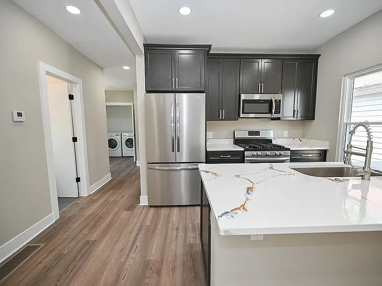 1307 W 65th St #2 — Photo 1