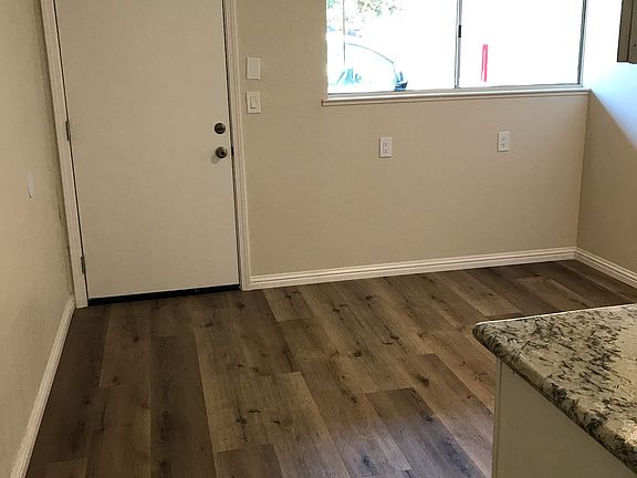 4th image of 7190 Eigleberry St #B
