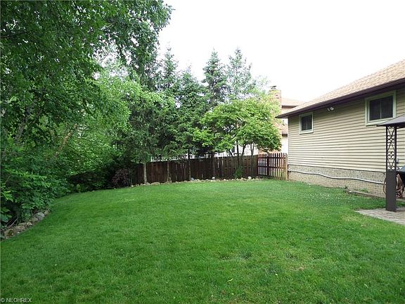 4th image of 4315 Saint Petersburg Dr