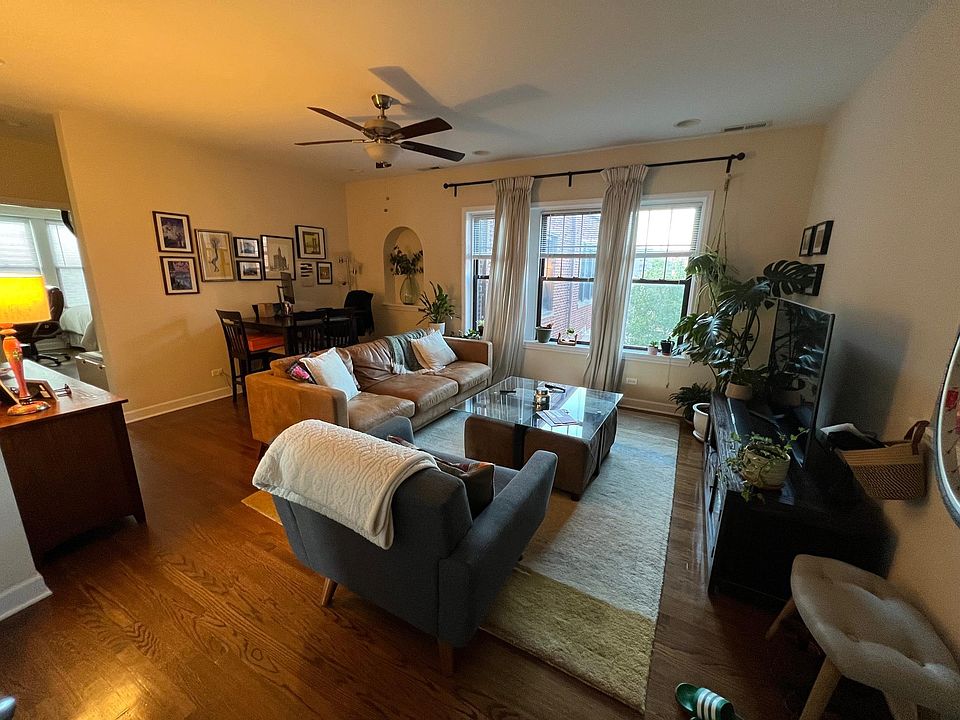 1st image of 1823 W Leland Ave APT 3