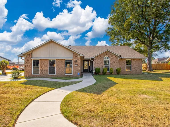27 Sunset Loop, Lonoke, AR 72086