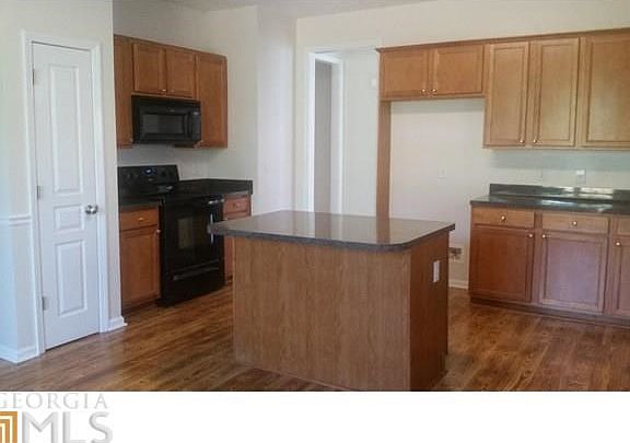 4th image of 173 Brasch Park Dr