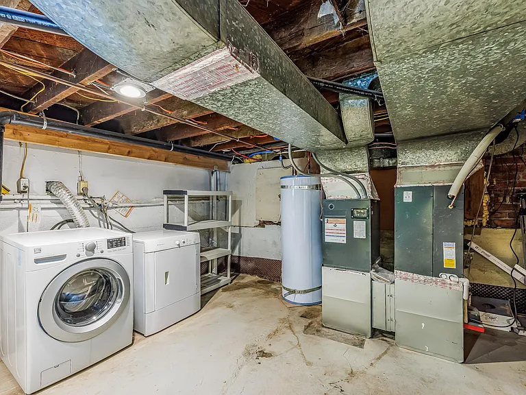 In unit FREE washer and dryer