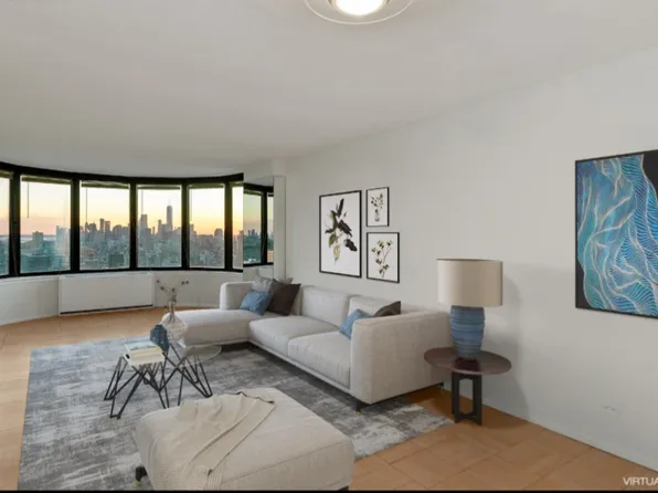 330 East 38th Street image 1 of 24