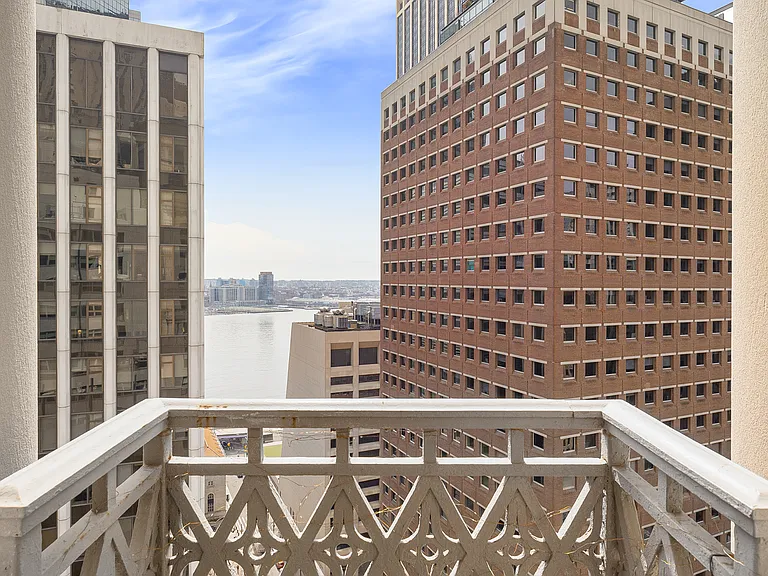 3 Hanover Sq #19J — Photo 9