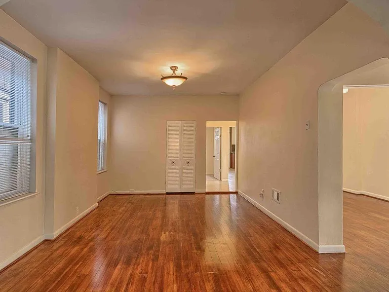 4252 Botanical Ave #2 — Photo 2
