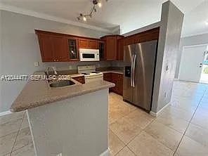 NW 201st Ter — Photo 4