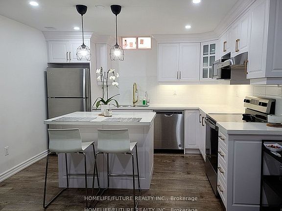4th image of 27 Edgehill Ave #Basement