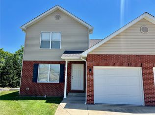 135 Regency Pl, Millstadt, IL