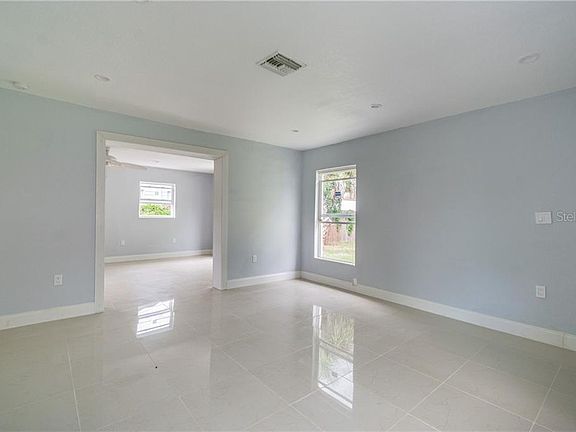 4th image of 4518 11th Ave S