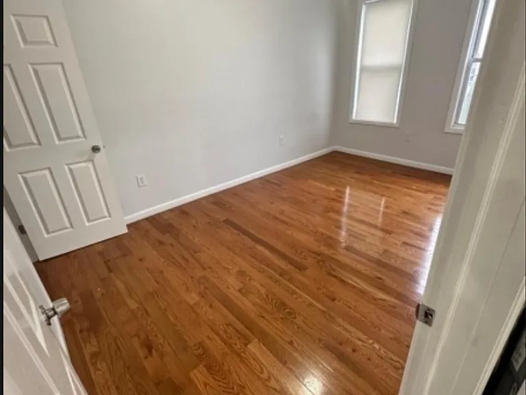 122 Littleton Ave #2 — Photo 8