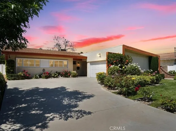 16901 Citronia St, North Hills, CA 91343