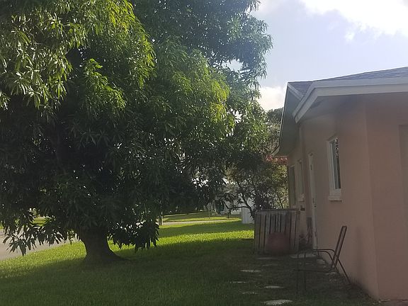 2nd image of 5720 NW 71st Ave