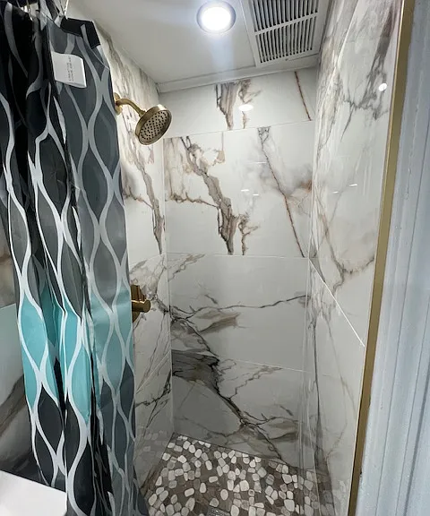 1211 Madison St #1 — Photo 16