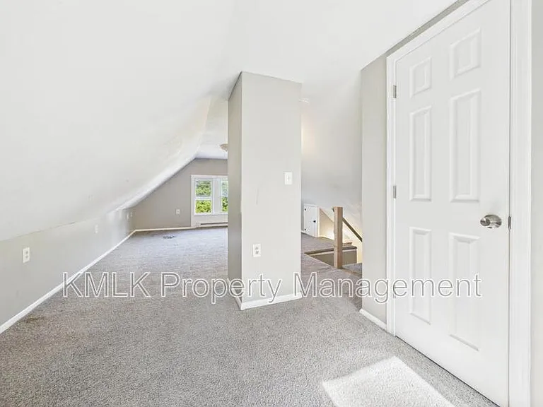 701 Kling St — Photo 42