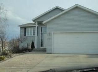 2520 62nd St NW, Rochester, MN 55901