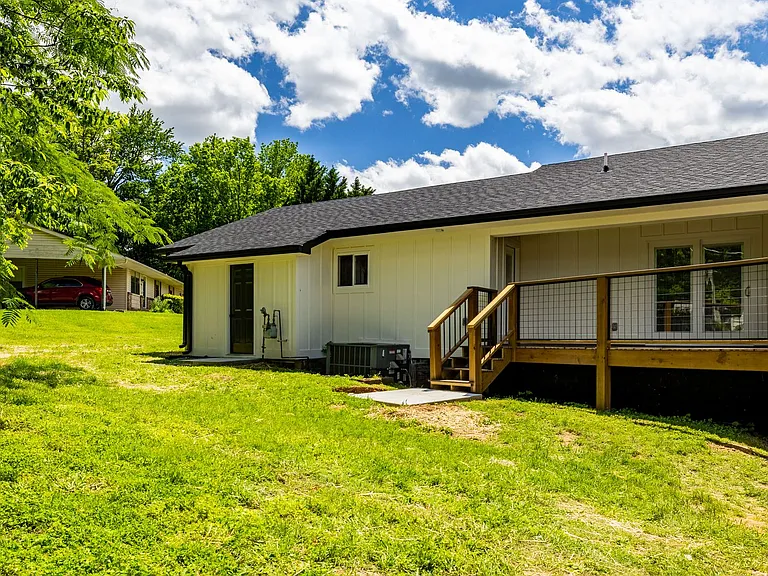 910 Windlau Ct — Photo 37