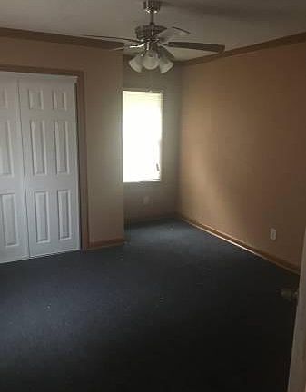 5th image of 2837 Yale Ave