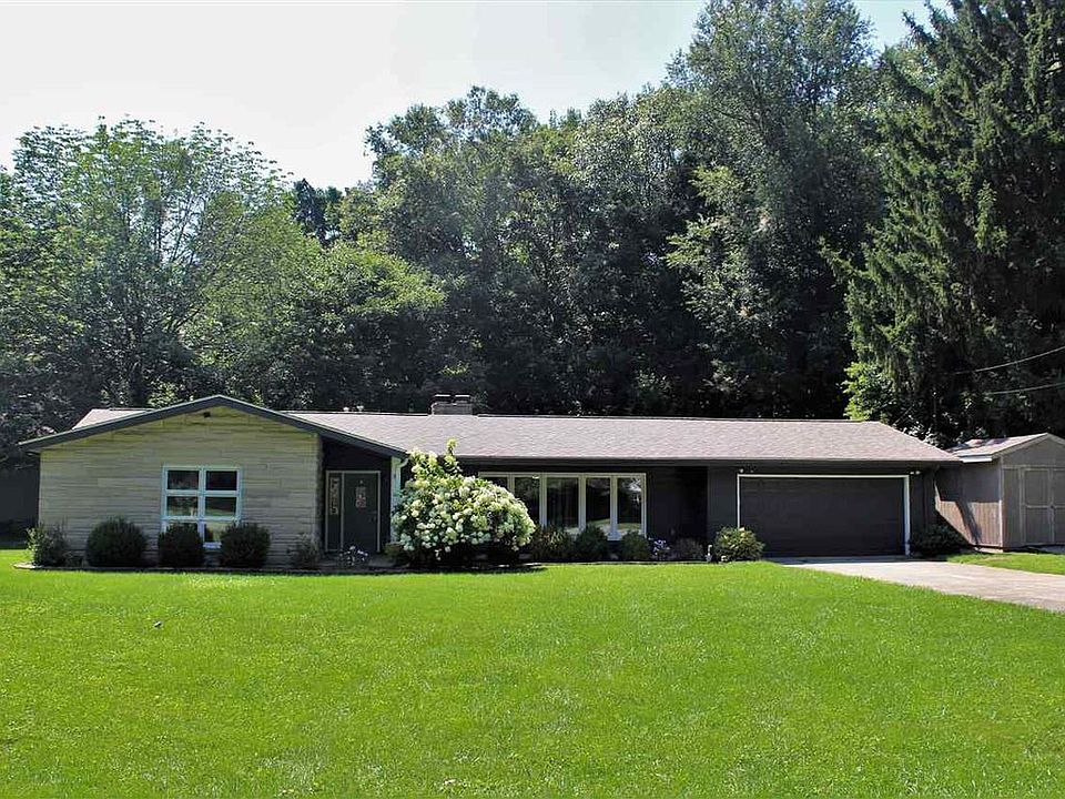 1st image of 90 Wildwood Pl