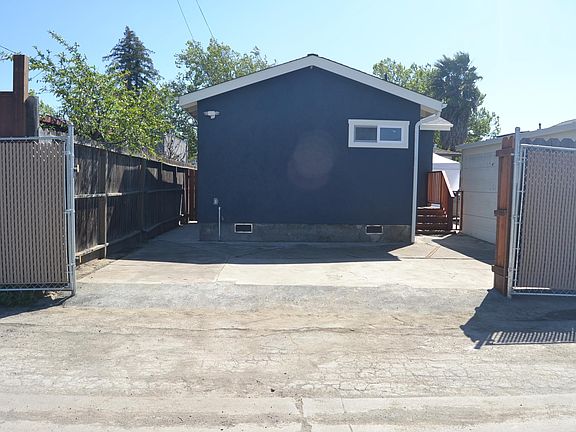 2nd image of 3065 Hoover St #A
