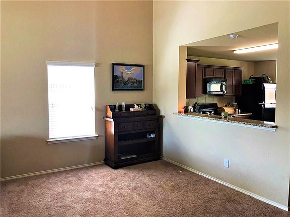 4th image of 1510 Arabella Ave
