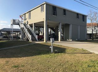 807 Deer Dr, Bay Saint Louis, MS 39520