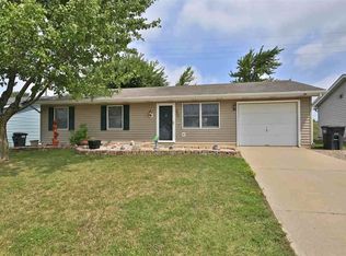 209 Kingswood Dr, Kendallville, IN