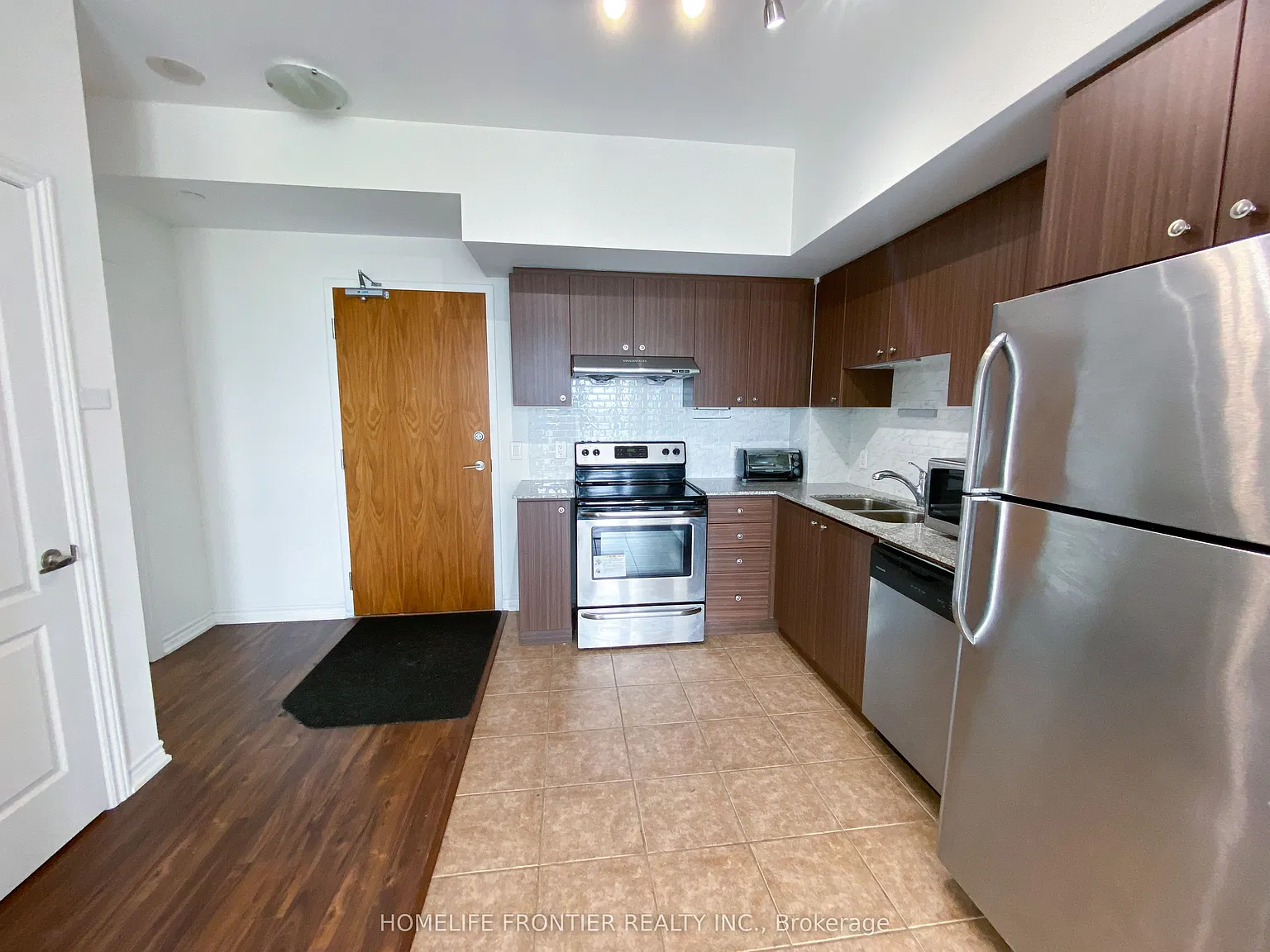 Residence At South Unionville Square — Photo 3