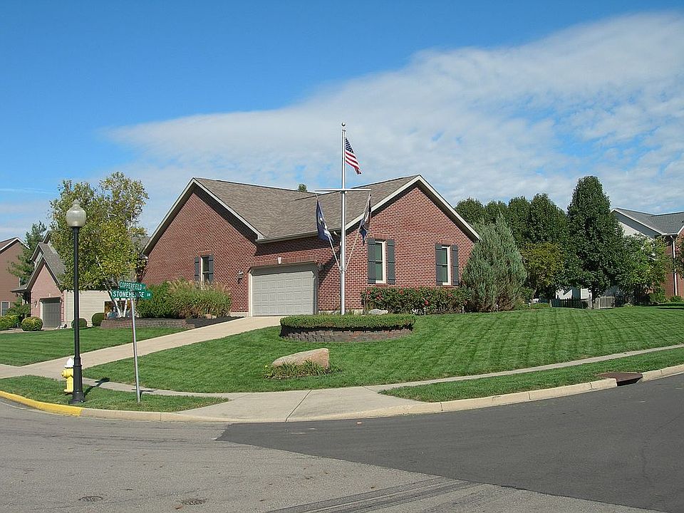 2nd image of 681 Stonehenge Dr