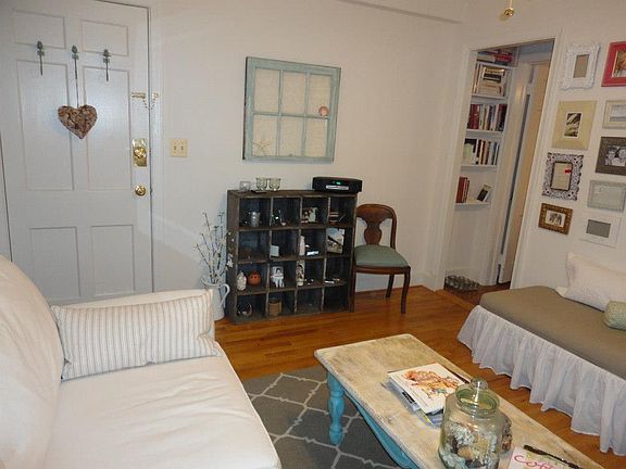 4th image of 1034 S Washington St APT 3