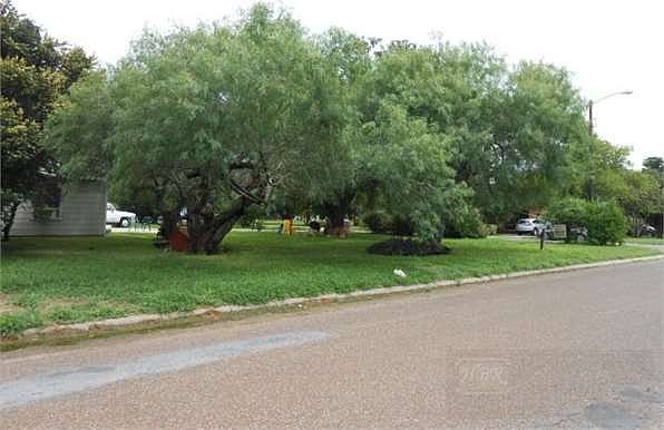 Two lots- great neighborhood