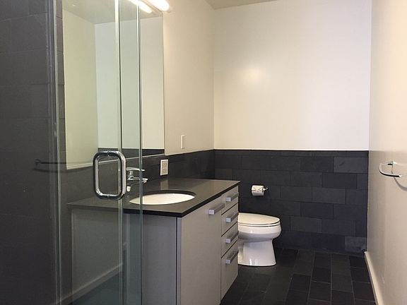 5th image of 550 N Saint Clair St APT 1603