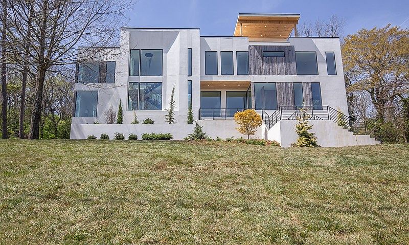 1st image of 4505 Wayland Dr