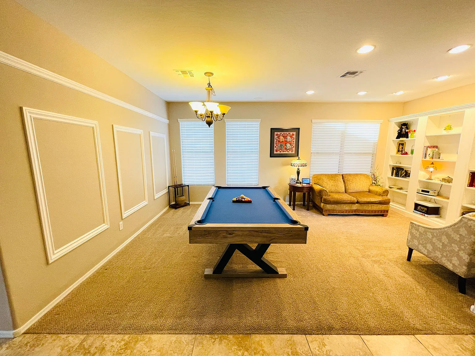 4 bed, 2594 sqft, $3,100 — Photo 2
