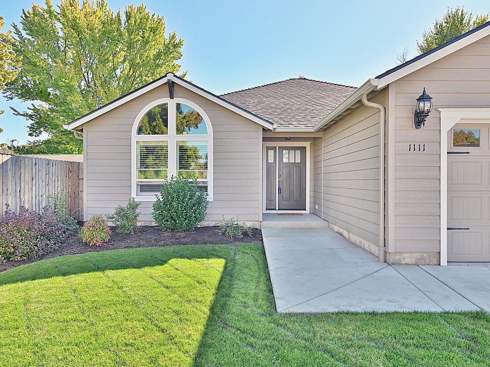 1111 Shafer Ln, Medford, OR 97501 Zillow