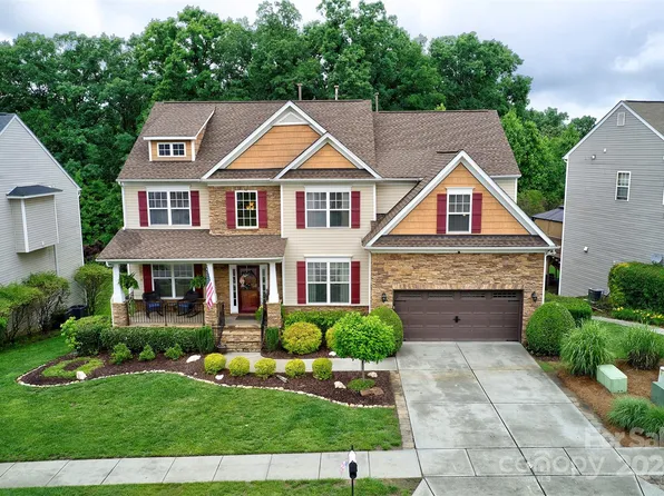 3708 Burnage Hall Rd, Harrisburg, NC 28075