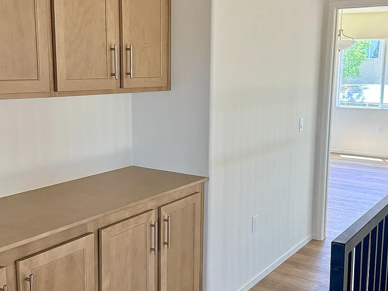 11715 Sebastian Rd — Photo 18