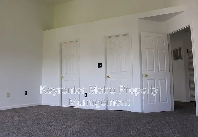 1005 Treeland Way — Photo 30