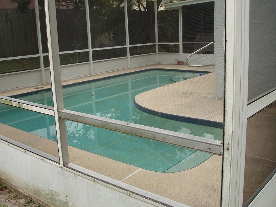 2nd image of 886 Andken Ln
