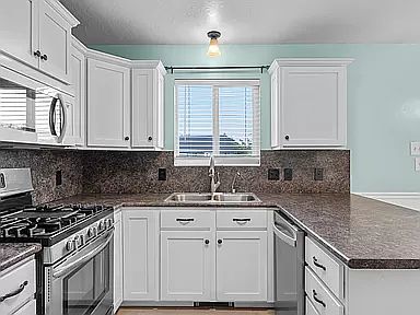 4th image of 2182 E Stillman Ln #1